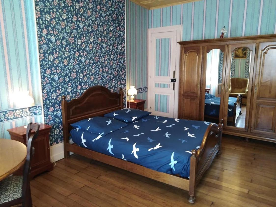 Bed and Breakfast Le Point Du Jour Revin  Экстерьер фото