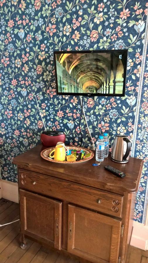 Bed and Breakfast Le Point Du Jour Revin  Экстерьер фото